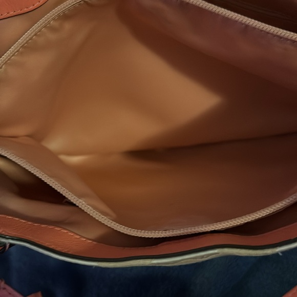 Coach purse - Picture 6 of 10